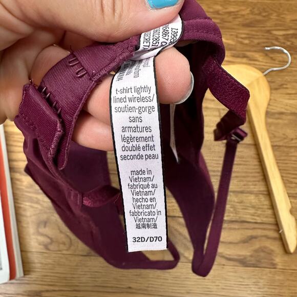 Victoria's Secret T-Shirt Lightly Lined Deep Purple Bra - Picture 4 of 6